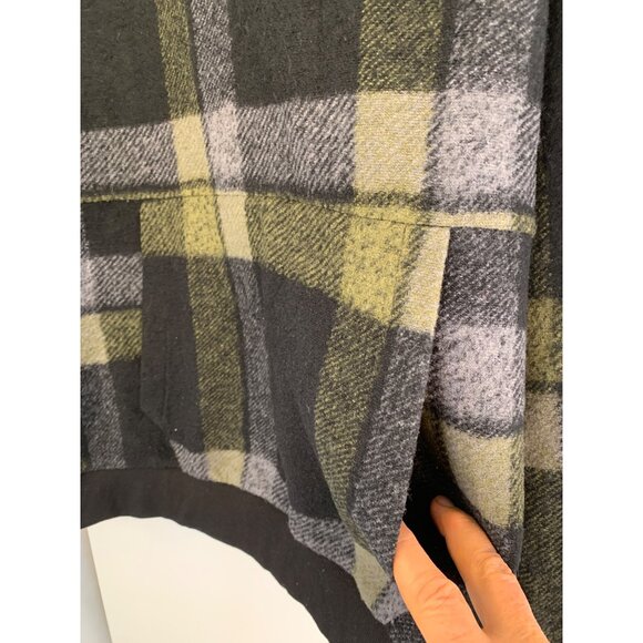 Karl Lagerfeld Paris Plaid Wool Crewneck Sweater L/G With Zip Pocket RF10607 - Picture 10 of 13